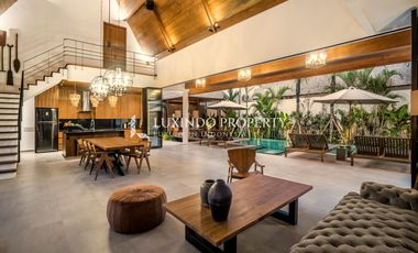 VILLA MEWAH 2 LANTAI DENGAN 4 KAMAR TIDUR UNTUK SEWA JANGKA PANJANG