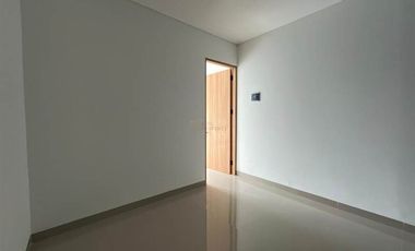 Disewa Ruko Strategis 4 Lantai di Pademangan Cocok Aneka Usaha, Kantor, Dekat Wisata Ancol & Pusat Grosir Mangga Dua, Pasar Pademangan Barat, Jakut