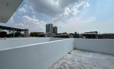 Disewa Ruko Strategis 4 Lantai di Pademangan Cocok Aneka Usaha, Kantor, Dekat Wisata Ancol & Pusat Grosir Mangga Dua, Pasar Pademangan Barat, Jakut