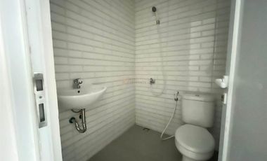 Disewa Ruko Strategis 4 Lantai di Pademangan Cocok Aneka Usaha, Kantor, Dekat Wisata Ancol & Pusat Grosir Mangga Dua, Pasar Pademangan Barat, Jakut