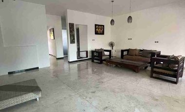 Disewakan Villa 4,5a di Jln Gunung Catur II Gatsu Barat Denpasar Bali