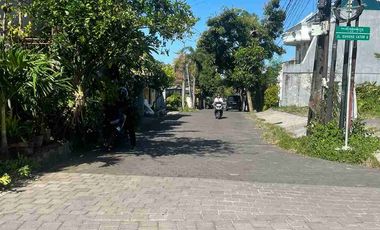 Disewakan Villa 4,5a di Jln Gunung Catur II Gatsu Barat Denpasar Bali