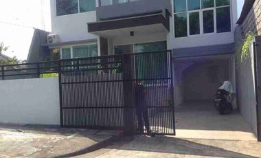 Disewakan Villa 4,5a di Jln Gunung Catur II Gatsu Barat Denpasar Bali