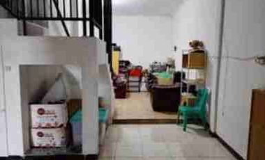 Dijual rumah di perum
VIP
Luas tanah 90 m
Luas bangunan 140 m 
2 lantai full
1 kmar tdur
R.tamu
R.keluarga
Kmar madi
Garasi 
Dapur

L.2
2 kmr tidur
1 kmar mandi
R.keluga
Balkon
Harga 1 m nego