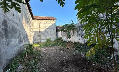 Dijual Murah Rumah Cocok Untuk Usaha & Strategis di Bondowoso, Jatim
