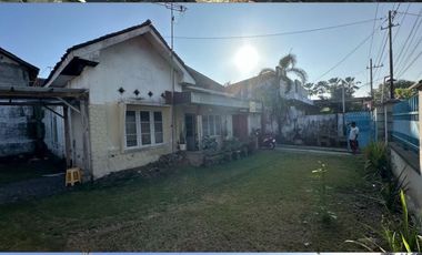 Dijual Murah Rumah Cocok Untuk Usaha & Strategis di Bondowoso, Jatim