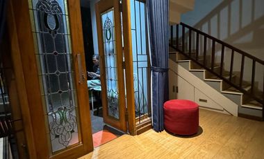 Jual Rumah Lantai 2 Di Jl Gunung Andakasa Penamparan Gatsu Barat Denpasar Bali. Dekat Ke Mitra 10, Buluh Indah, Cargo Permai, Kerobokan, Kuta Bali