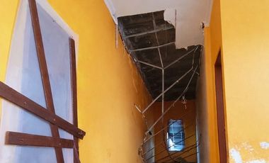 Rumah Modern 2Lantai 3kamar perlu renov dekat Kraton Solo, Danukusuman serengan Solo