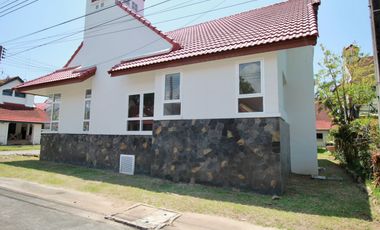 For Sale Fully Renovated 2-Storey Detached House, 64 sq.wah, 4 Bedrooms, Pineary Park Beach, Suan Son Beach, Rayong