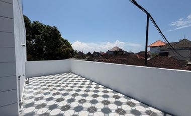 TURUN HARGA ! Rumah baru 2 lantai berlokasi di Denpasar Selatan