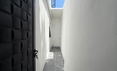 TURUN HARGA ! Rumah baru 2 lantai berlokasi di Denpasar Selatan