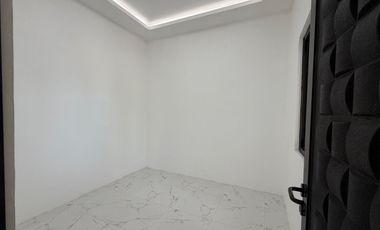 TURUN HARGA ! Rumah baru 2 lantai berlokasi di Denpasar Selatan