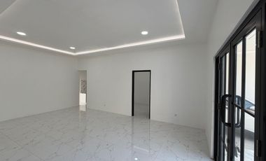 TURUN HARGA ! Rumah baru 2 lantai berlokasi di Denpasar Selatan