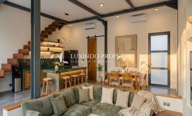 DIJUAL VILLA BARU GAYA INDUSTRI MODERN DENGAN 3 KAMAR TIDUR DI UNGASAN