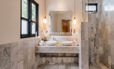 DIJUAL VILLA BARU GAYA INDUSTRI MODERN DENGAN 3 KAMAR TIDUR DI UNGASAN