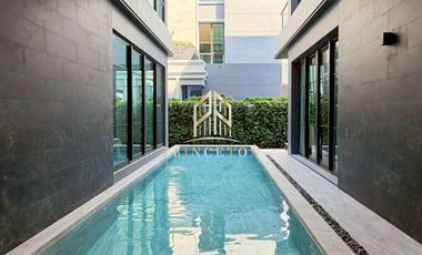 Last Unit Available CONNOISSEUR Phatthanakan