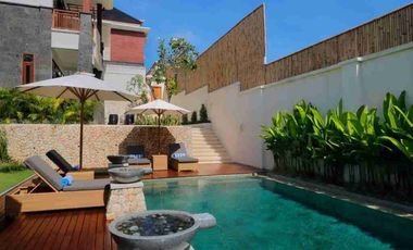Dijual Vila Modern 7 Bedroom bebas banjir dekat pantai di Jimbaran