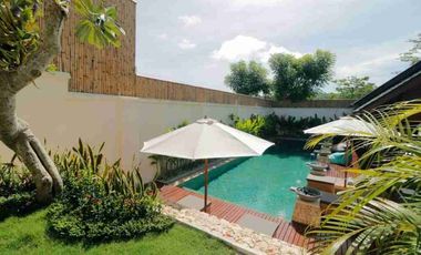 Dijual Vila Modern 7 Bedroom bebas banjir dekat pantai di Jimbaran