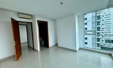 Disewakan Tahunan Dan Dijual Cepat Apartemen Springhill Terrace Tower Sandalwood Type 3+1 Kamar Unfurnish