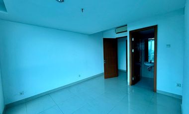 Disewakan Tahunan Dan Dijual Cepat Apartemen Springhill Terrace Tower Sandalwood Type 3+1 Kamar Unfurnish