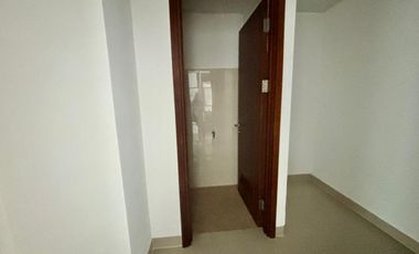 Disewakan Tahunan Dan Dijual Cepat Apartemen Springhill Terrace Tower Sandalwood Type 3+1 Kamar Unfurnish