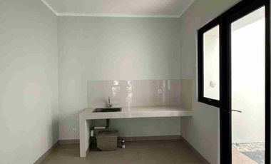 Sewa Rumah 2 Lantai Summarecon Crown Gading Nego