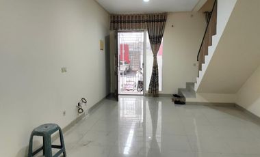 Green Lake City Luas 4X15 Siap Huni 2 Lantai