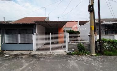 DIJUAL RUMAH MURAH MINIMALIS DEKAT PUSAT BISNIS SOLO BARU