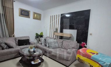 RUMAH FULLY FURNISHED SIAP HUNI DAN STRATEGIS DI ARCAMANIK BANDUNG