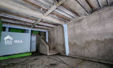 RUANG USAHA 2,5 LANTAI DIJUAL DI SOLO TIMUR DEKAT UNIVERSITAS TERBUKA, MITRA SWALAYAN DAN PASAR JATEN