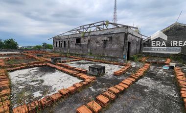 RUANG USAHA 2,5 LANTAI DIJUAL DI SOLO TIMUR DEKAT UNIVERSITAS TERBUKA, MITRA SWALAYAN DAN PASAR JATEN