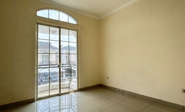 Rumah Green Lake City, West Europe 6x15, SHM, Utara, Hrg 2.5 milyar