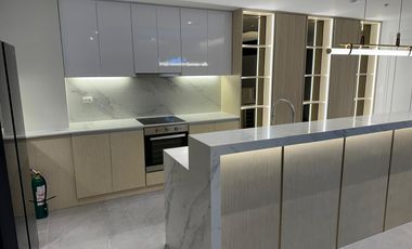 FOR SALE/LEASE Penthouse Unit in Park McKinley West, Tower A, Taguig City