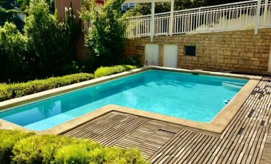 Exclusiva Casa de Lujo en Quinchamalí
