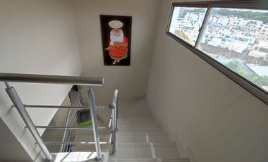 Venta de Casa en Urbanizacion en Manta Zona Sur