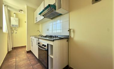 Se arrienda departamento 3 piezas, 2 baños con estacionamiento en Claros de Rauquen, Curicó