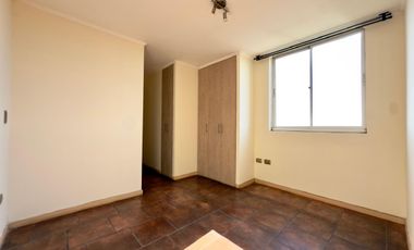 Se arrienda departamento 3 piezas, 2 baños con estacionamiento en Claros de Rauquen, Curicó