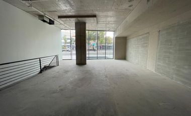 ARRIENDO Local Comercial de 217,54 m2 Nivel calle, Vitacura