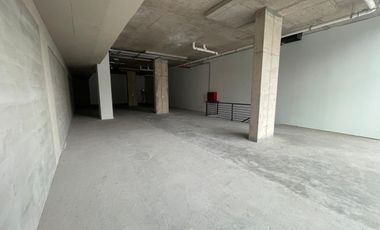 ARRIENDO Local Comercial de 217,54 m2 Nivel calle, Vitacura