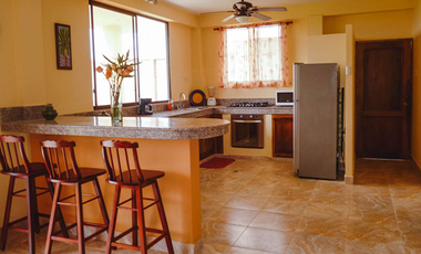 Venta de Casa Cerca al Mar en Puerto Cayo Manabi
