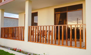 Venta de Casa Cerca al Mar en Puerto Cayo Manabi