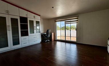 Casa amueblada en Renta Residencial 