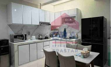 Harga Menarik! Rumah 2 Lantai Semi Furnished di Premier Riviera Jatinegara | LT 105 m²  Nego Siap Huni !!