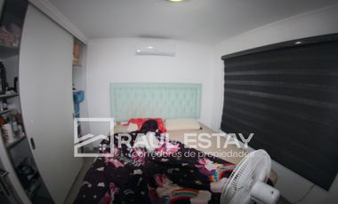 ARRENDAMOS Casa ampliada frente a extenso parque