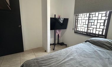 ALQUILER/RENTA CASA AMOBLADA EN URBANIZACION LA RIOJA, ETAPA LA MANCHA