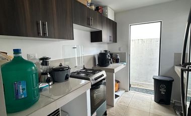 ALQUILER/RENTA CASA AMOBLADA EN URBANIZACION LA RIOJA, ETAPA LA MANCHA