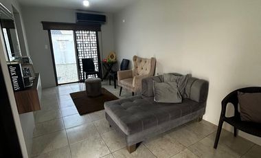 ALQUILER/RENTA CASA AMOBLADA EN URBANIZACION LA RIOJA, ETAPA LA MANCHA