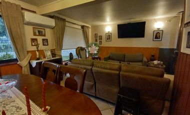 Venta de amplia casa con cabaña sector Avda. Simpson