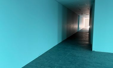 Oficinas corporativas de 194.81 m² por piso | Nuevo edificio empresarial en El Poblado
