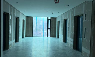 Arriendo Oficinas corporativas de 273.86 m² por piso | Nuevo edificio empresarial en El Poblado